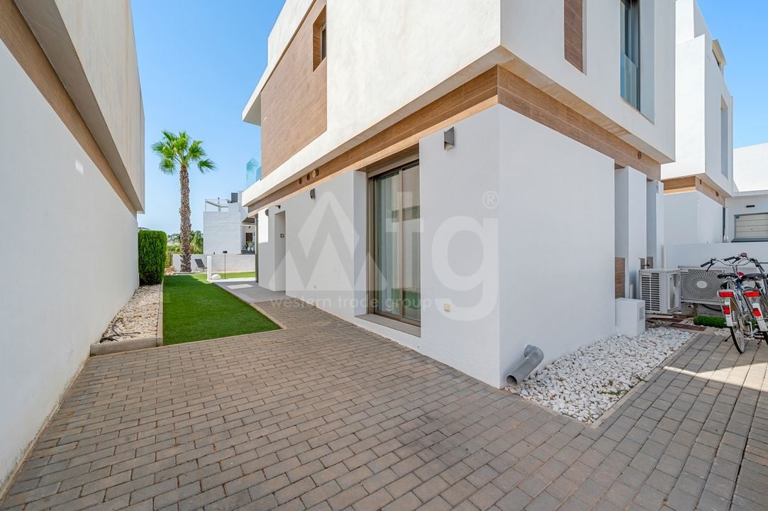 3 bedroom Villa in Villamartin - CBW156660 - Photo - 31