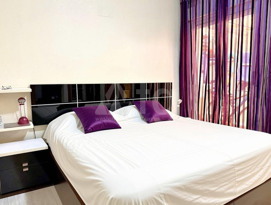 2 bedroom Apartment in Torrevieja - AV156914 - Photo - 10