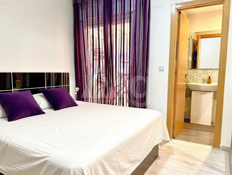 2 bedroom Apartment in Torrevieja - AV156914 - Photo - 11