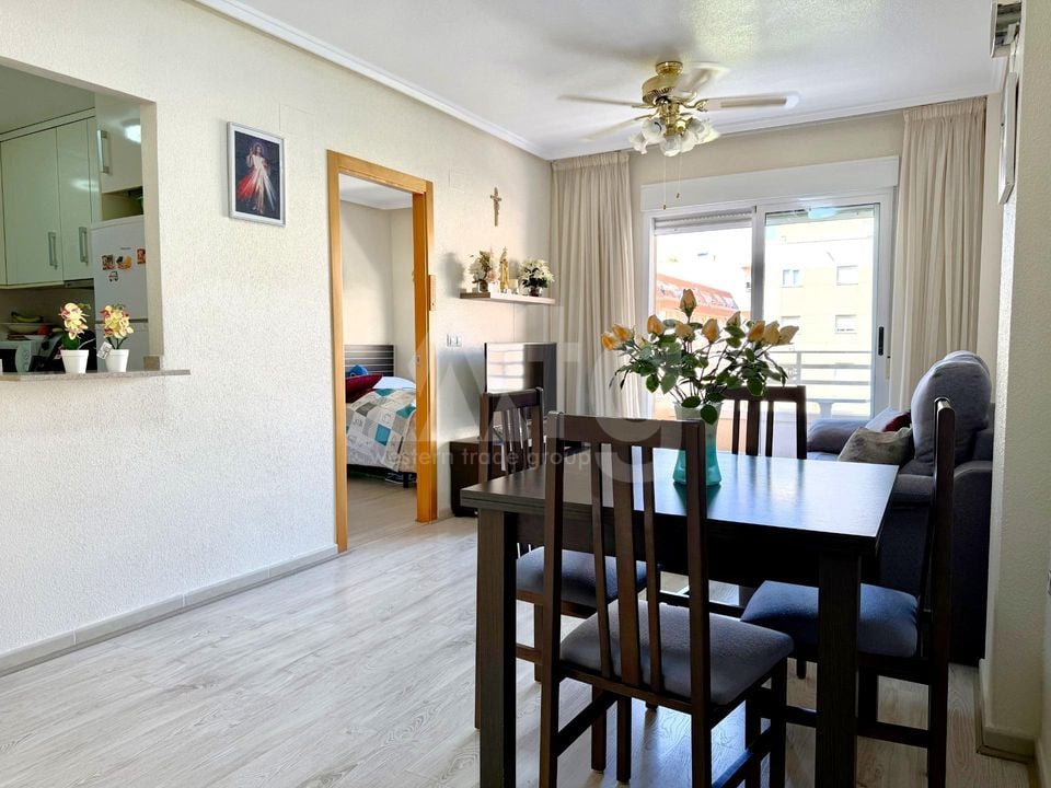2 bedroom Apartment in Torrevieja - AV156914 - Photo - 3
