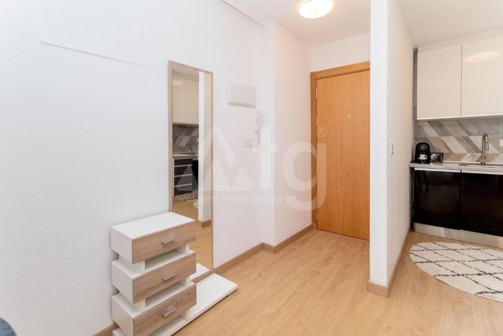 2 bedroom Apartment in Torrevieja - ET156975 - Photo - 4