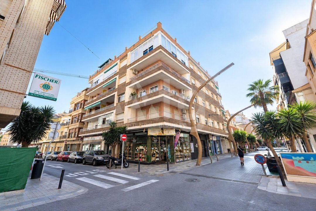 3 bedroom Apartment in Torrevieja - CRR157107 - Photo - 1