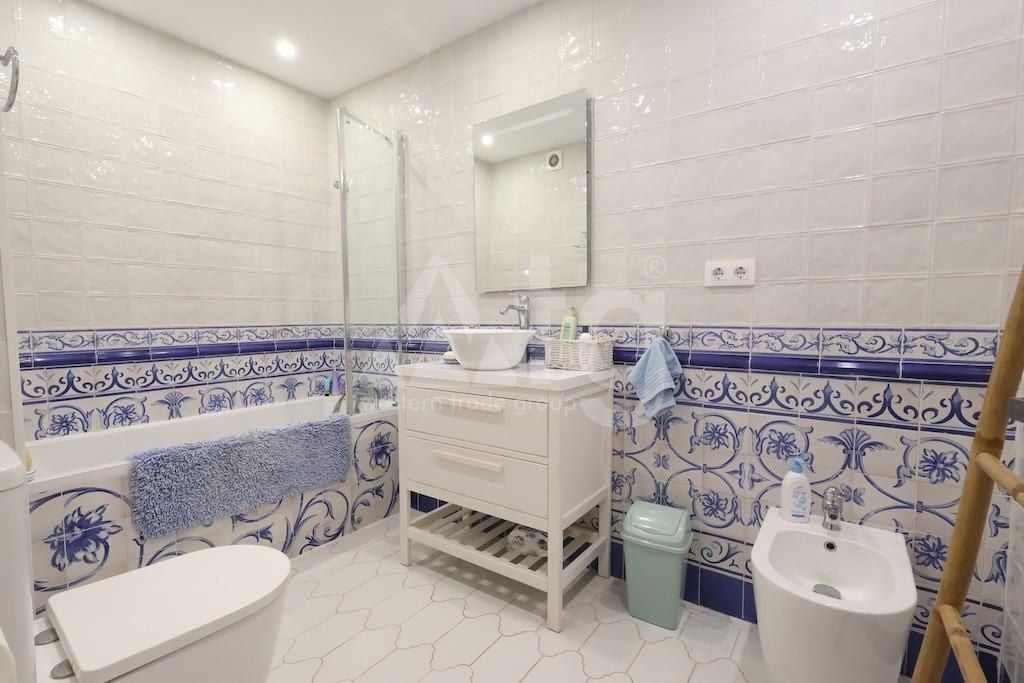 3 bedroom Apartment in Torrevieja - CRR157107 - Photo - 12