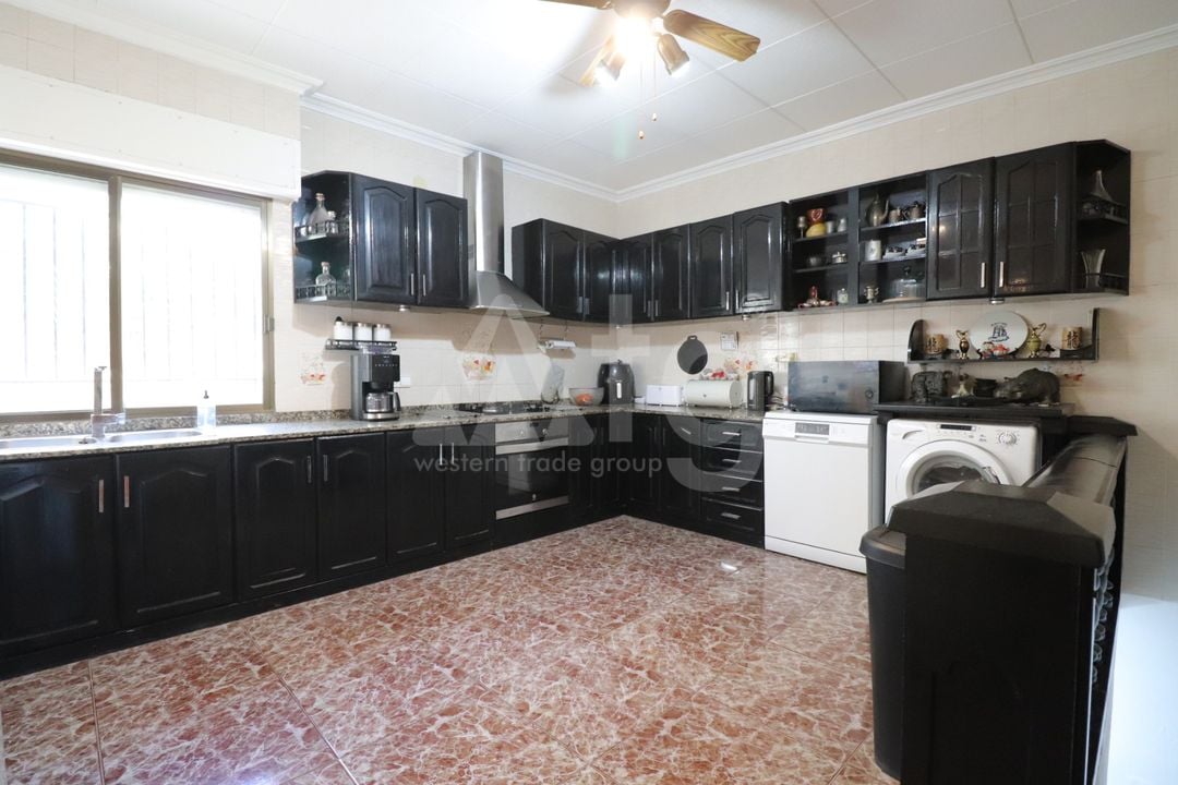 6 bedroom Villa in Crevillente - VRE157111 - Photo - 10