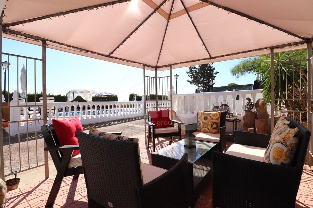 6 bedroom Villa in Crevillente - VRE157111 - Photo - 4