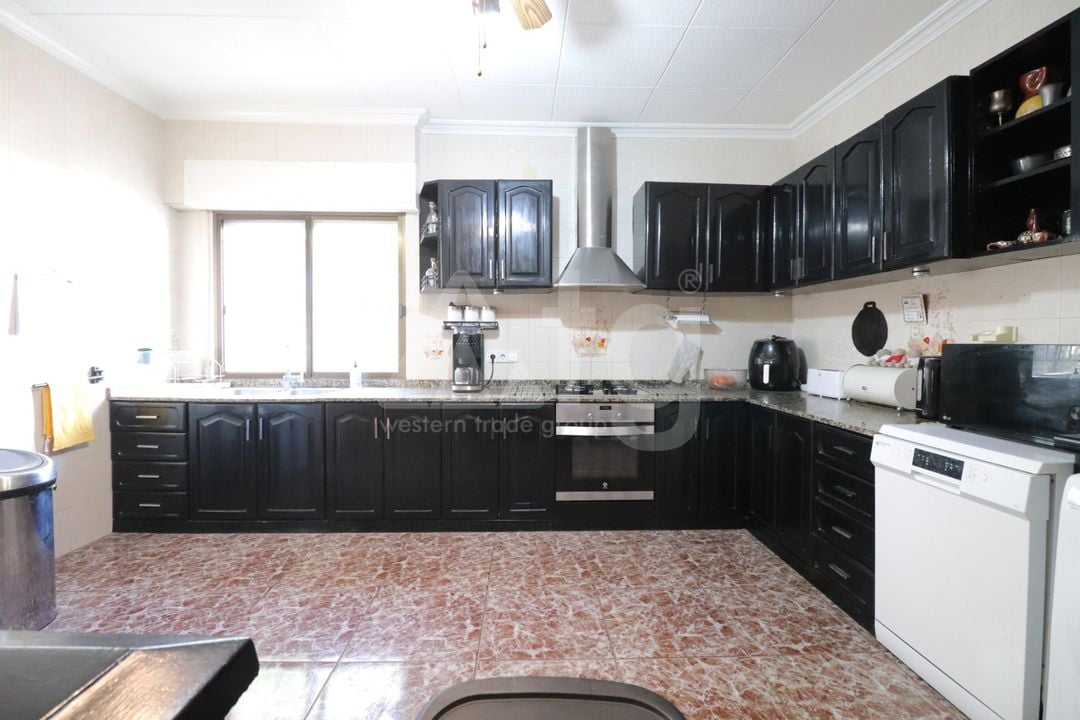6 bedroom Villa in Crevillente - VRE157111 - Photo - 11