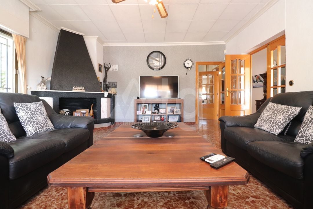 6 bedroom Villa in Crevillente - VRE157111 - Photo - 9