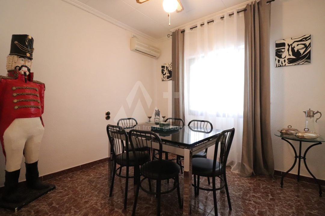 6 bedroom Villa in Crevillente - VRE157111 - Photo - 12