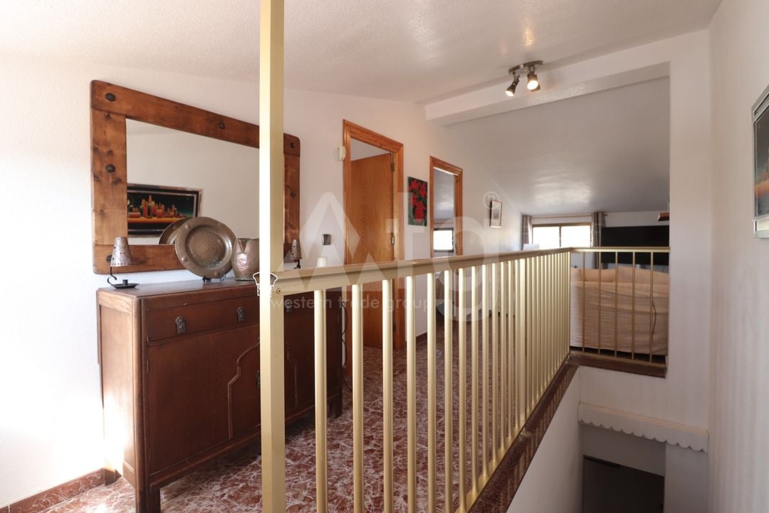 6 bedroom Villa in Crevillente - VRE157111 - Photo - 18