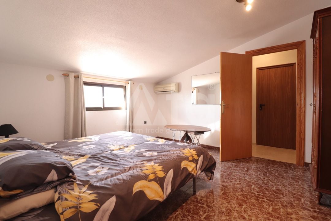 6 bedroom Villa in Crevillente - VRE157111 - Photo - 20