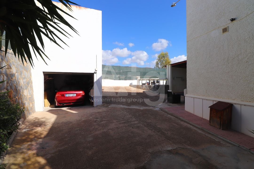 6 bedroom Villa in Crevillente - VRE157111 - Photo - 37
