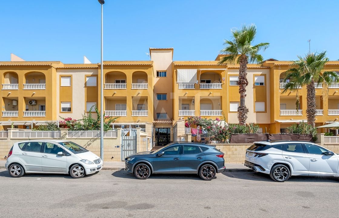 Appartement de 3 chambres à Orihuela Costa - CBW157116 - Photo - 1