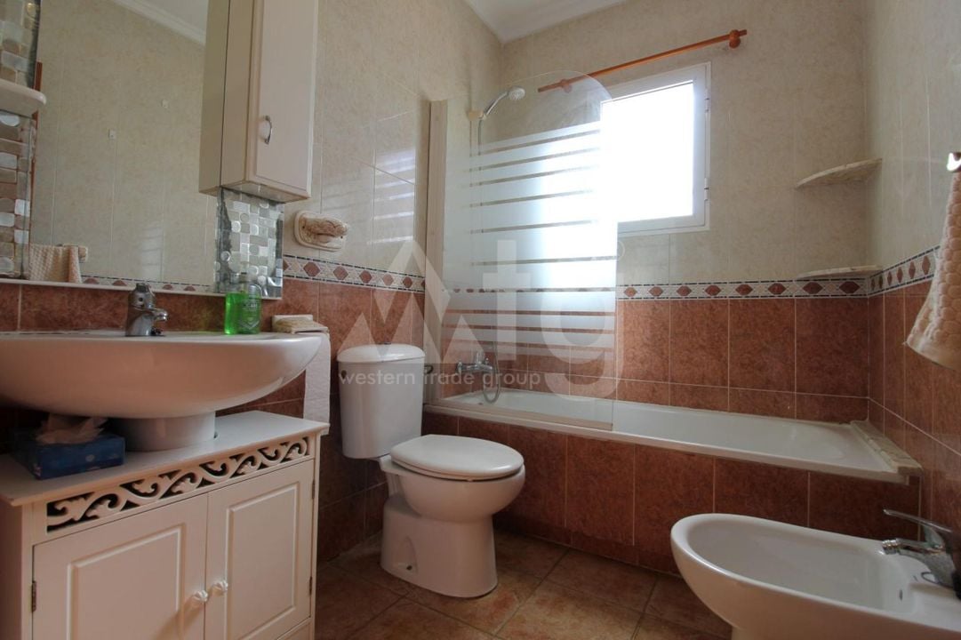 - IMC157229 - Photo - 21