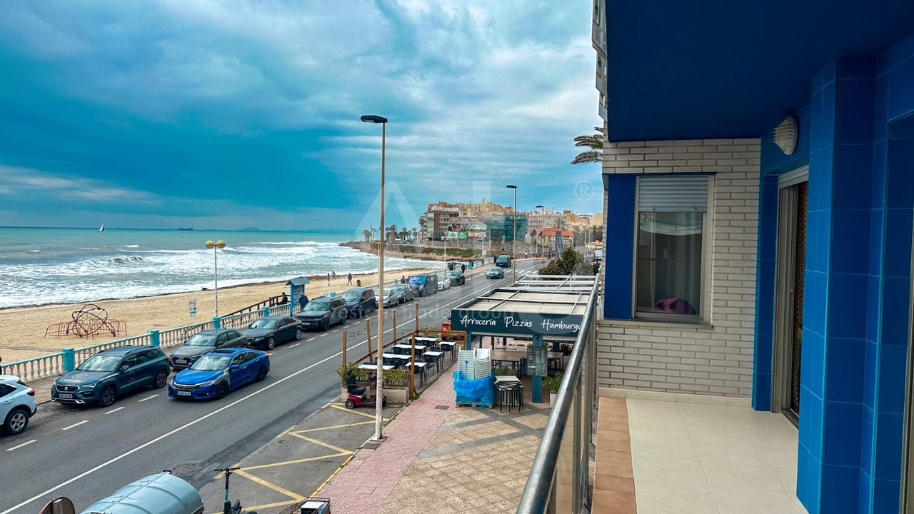 4 bedroom Apartment in Torrevieja - RCJ157238 - Photo - 3