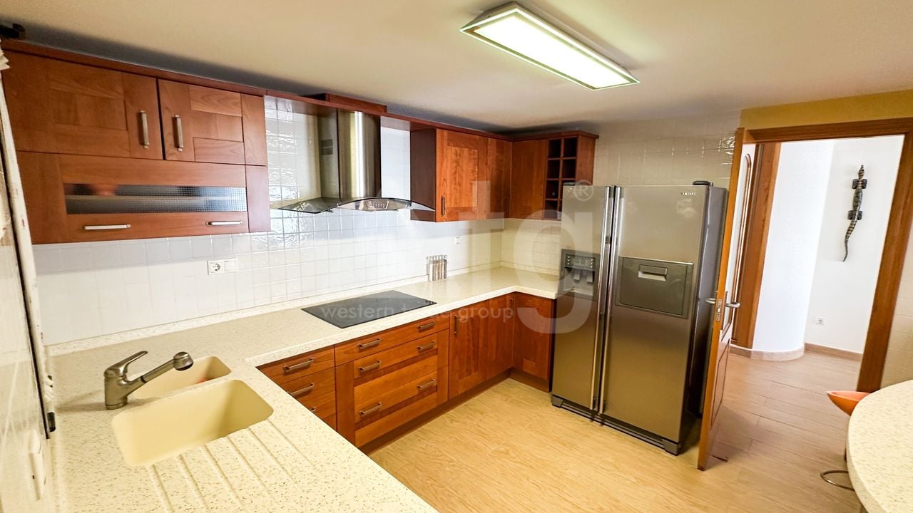 4 bedroom Apartment in Torrevieja - RCJ157238 - Photo - 9