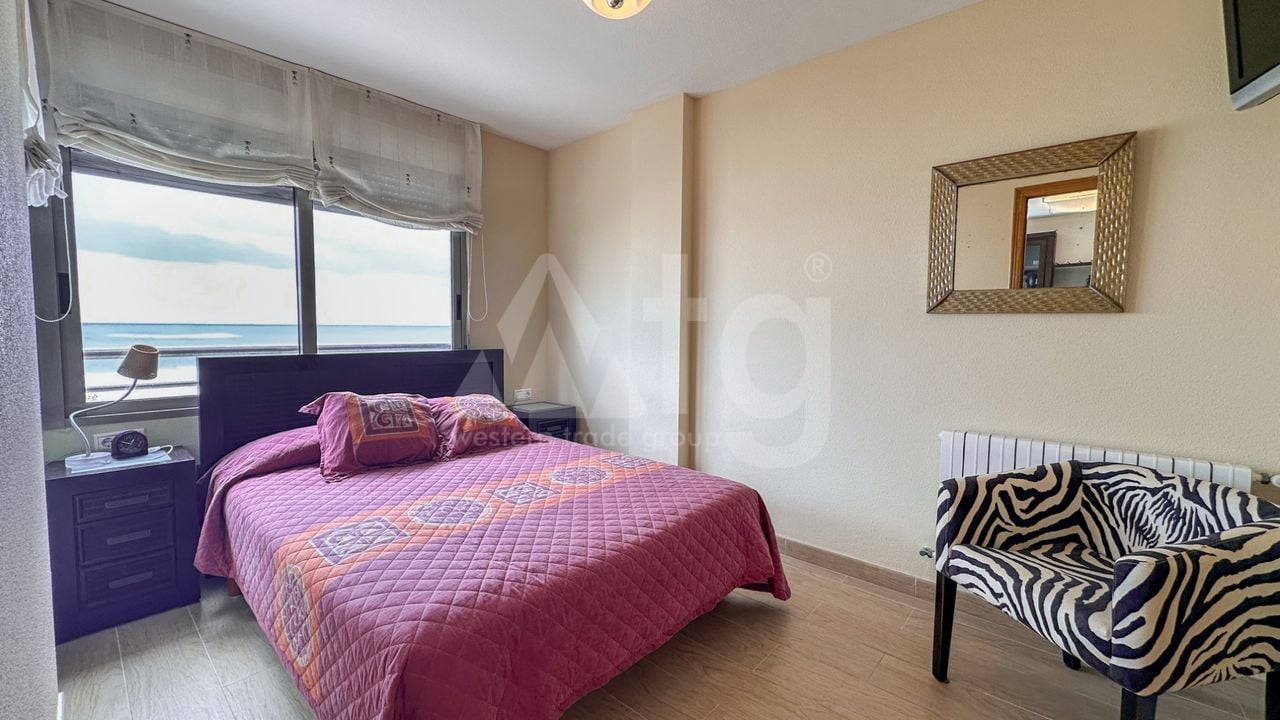 4 bedroom Apartment in Torrevieja - RCJ157238 - Photo - 14