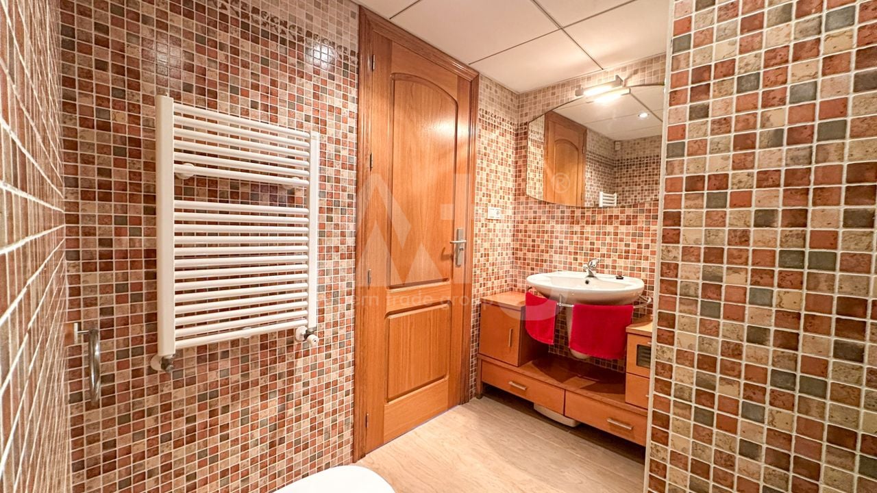 4 bedroom Apartment in Torrevieja - RCJ157238 - Photo - 21
