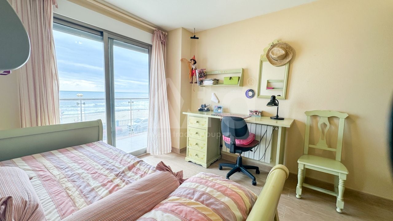 4 bedroom Apartment in Torrevieja - RCJ157238 - Photo - 23