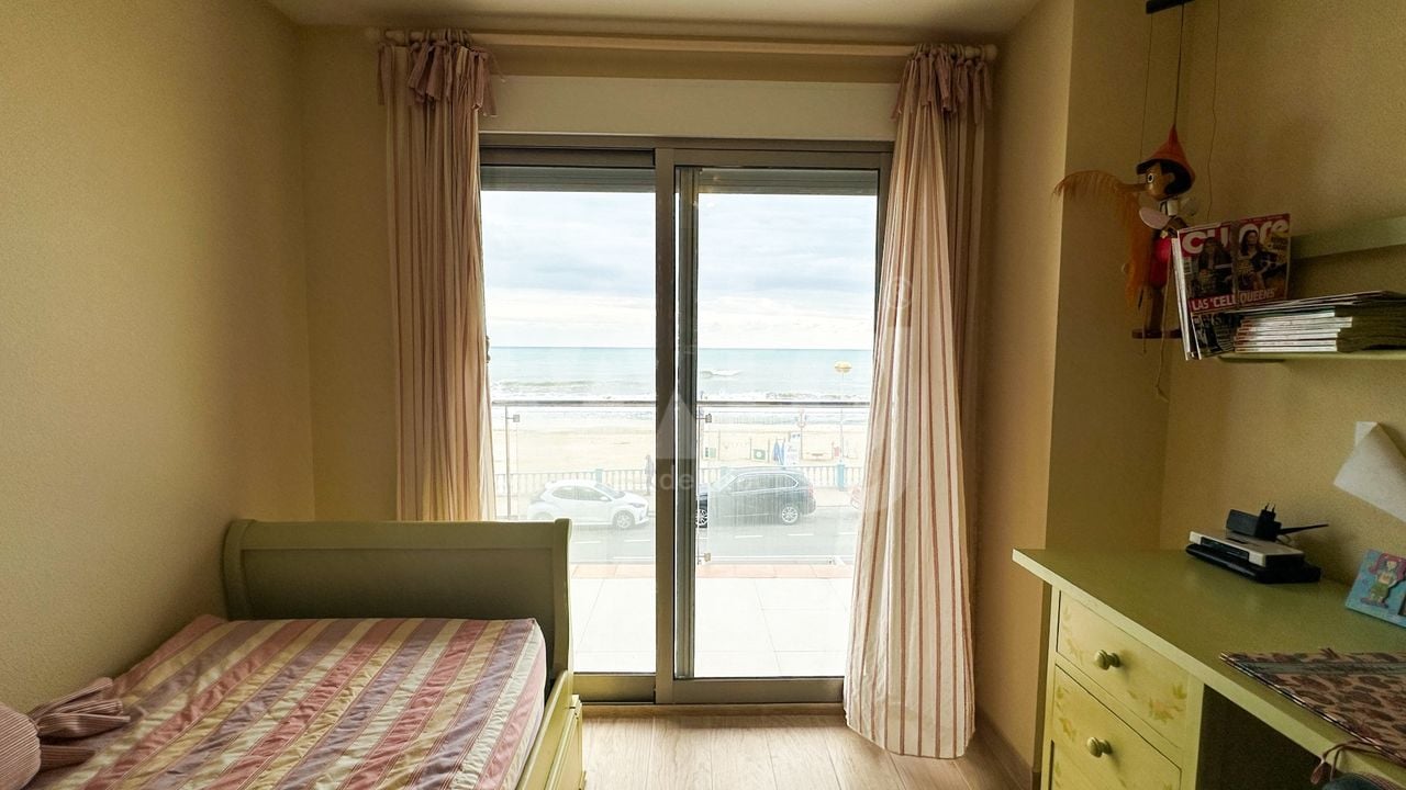 4 bedroom Apartment in Torrevieja - RCJ157238 - Photo - 24