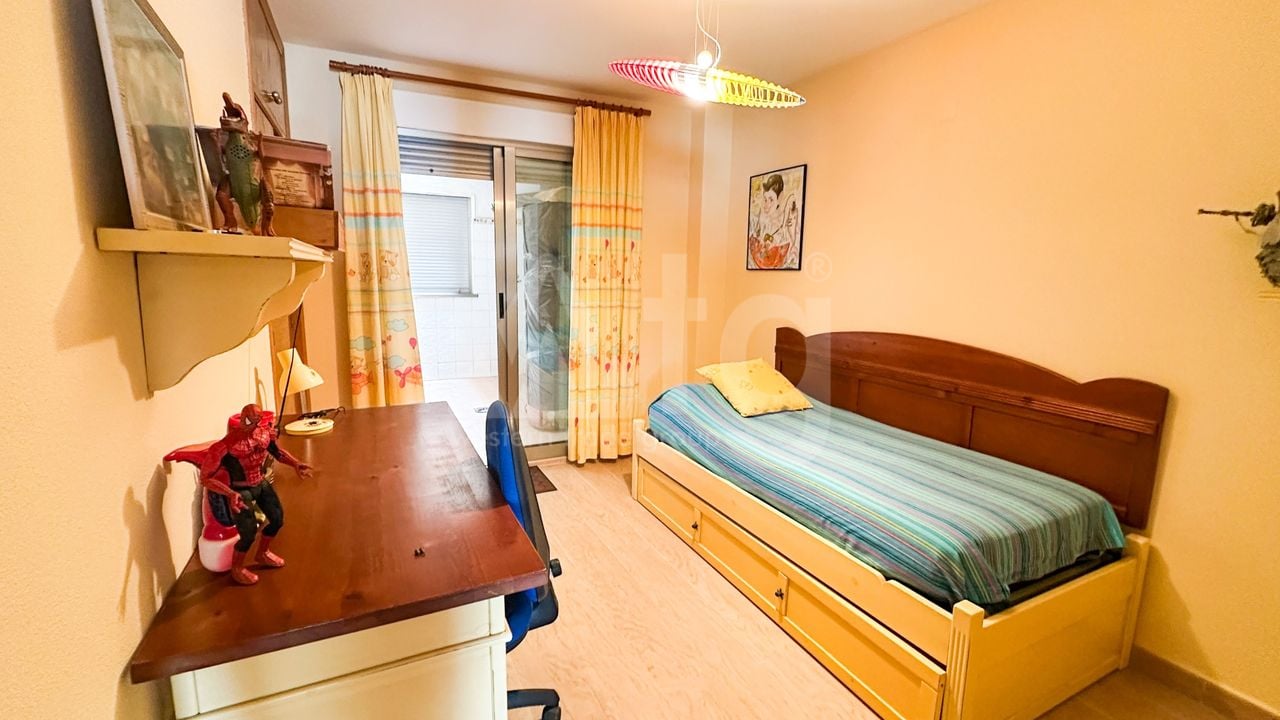 4 bedroom Apartment in Torrevieja - RCJ157238 - Photo - 31