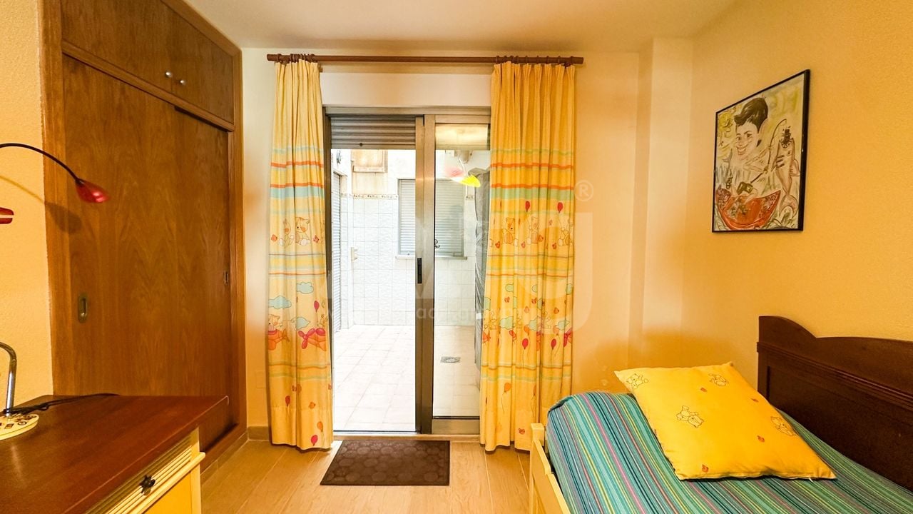 4 bedroom Apartment in Torrevieja - RCJ157238 - Photo - 32