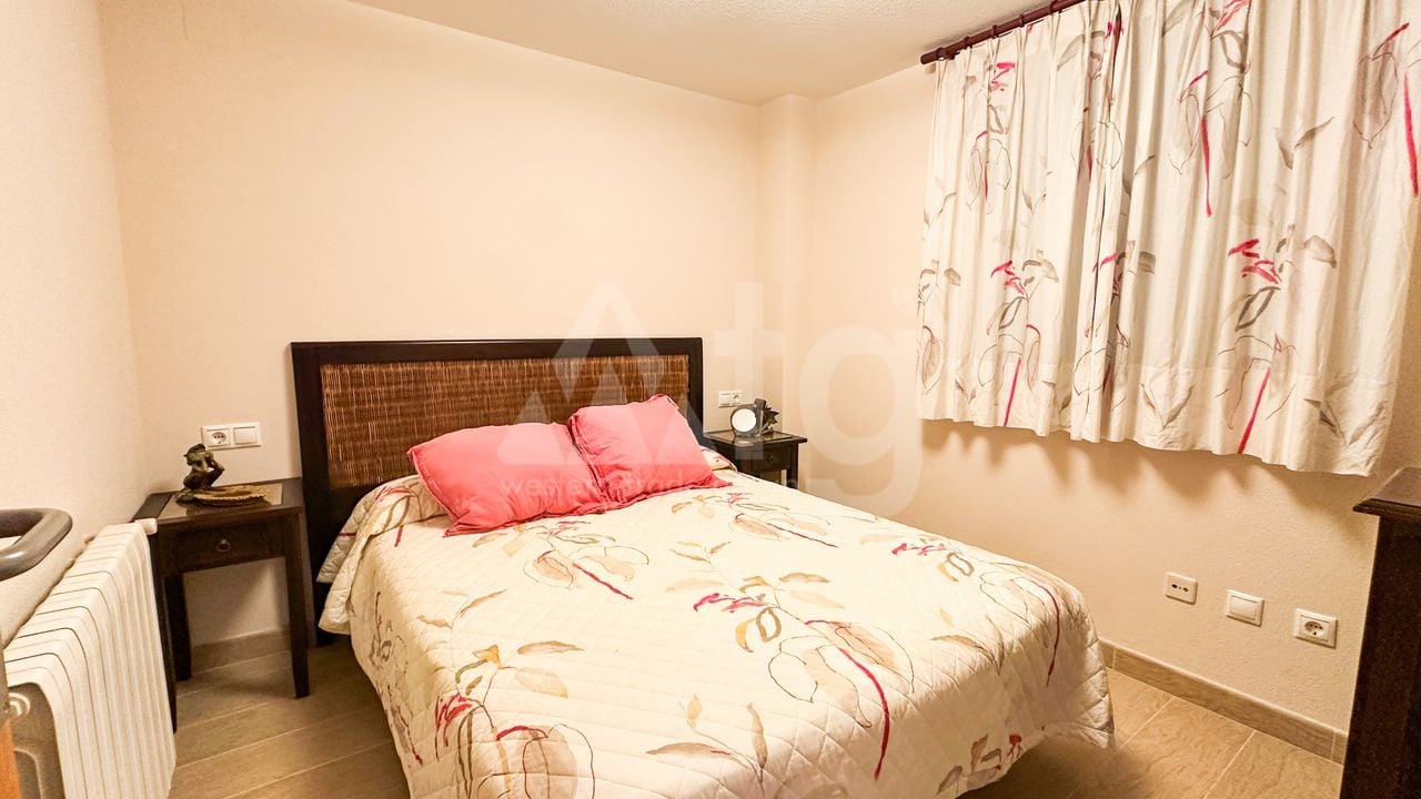 4 bedroom Apartment in Torrevieja - RCJ157238 - Photo - 34