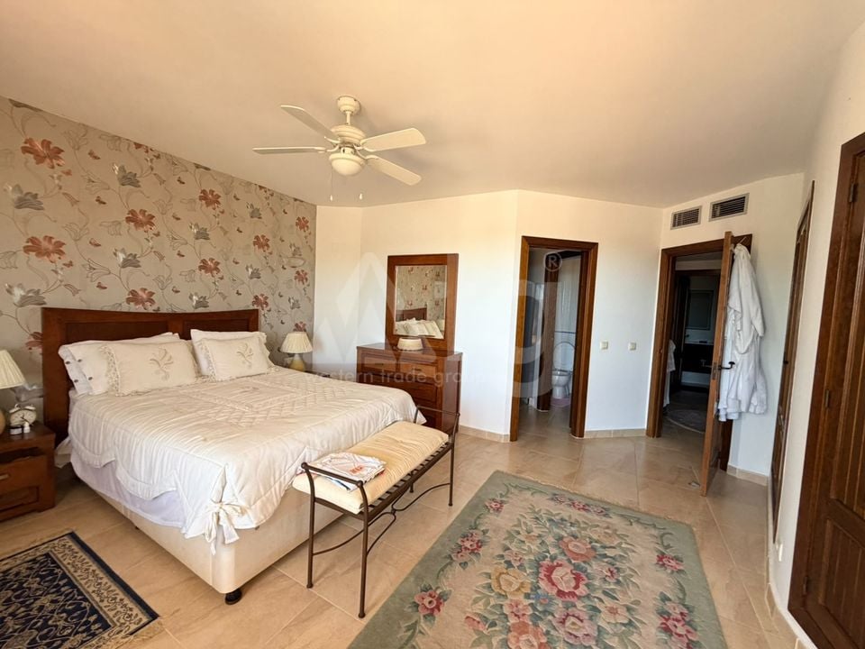 2 bedroom Apartment in Punta Prima - LR157504 - Photo - 8