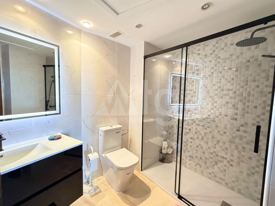 2 bedroom Apartment in Punta Prima - LR157504 - Photo - 11