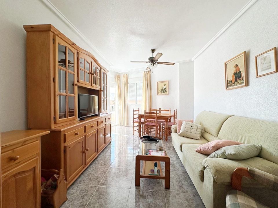 Appartement de 2 chambres à Torrevieja - HRE157508 - Photo - 2