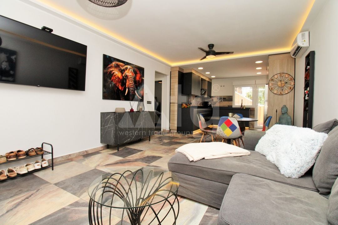 4 bedroom Villa in Villamartin - VC157532 - Photo - 11