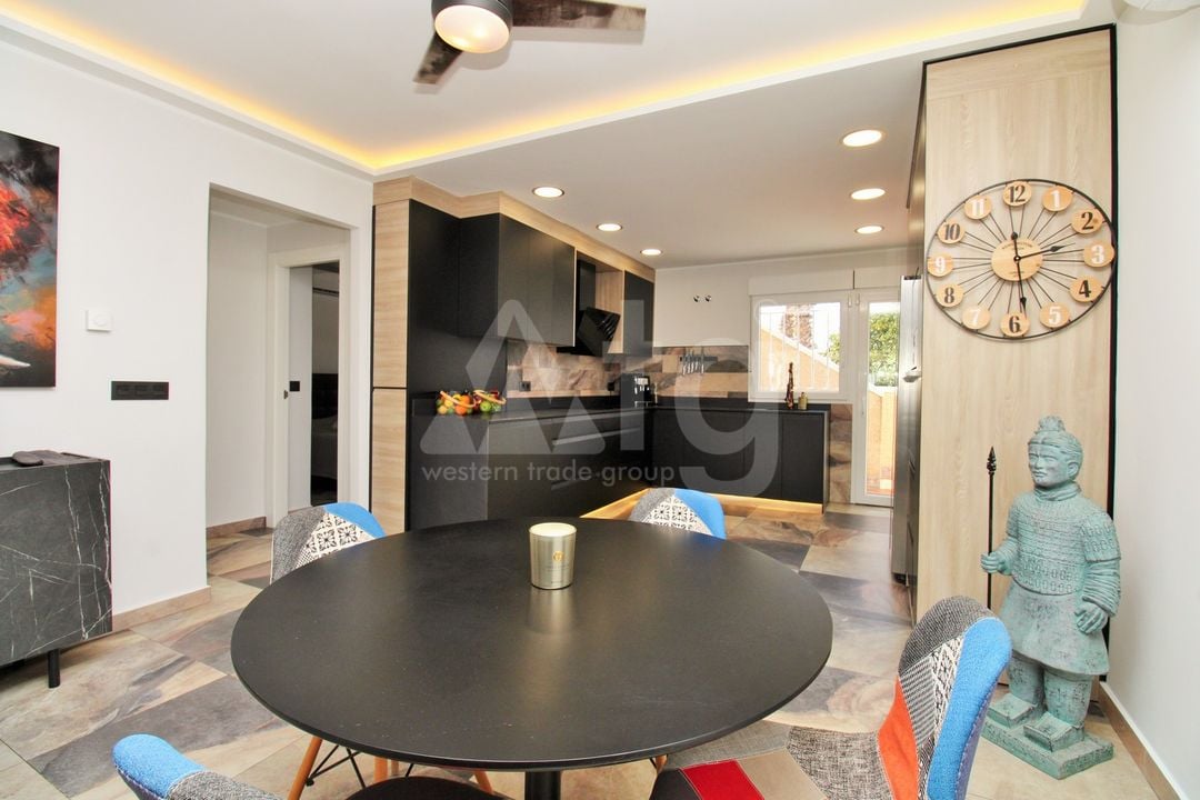 4 bedroom Villa in Villamartin - VC157532 - Photo - 13