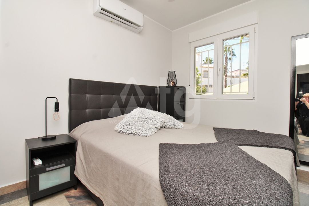 4 bedroom Villa in Villamartin - VC157532 - Photo - 19