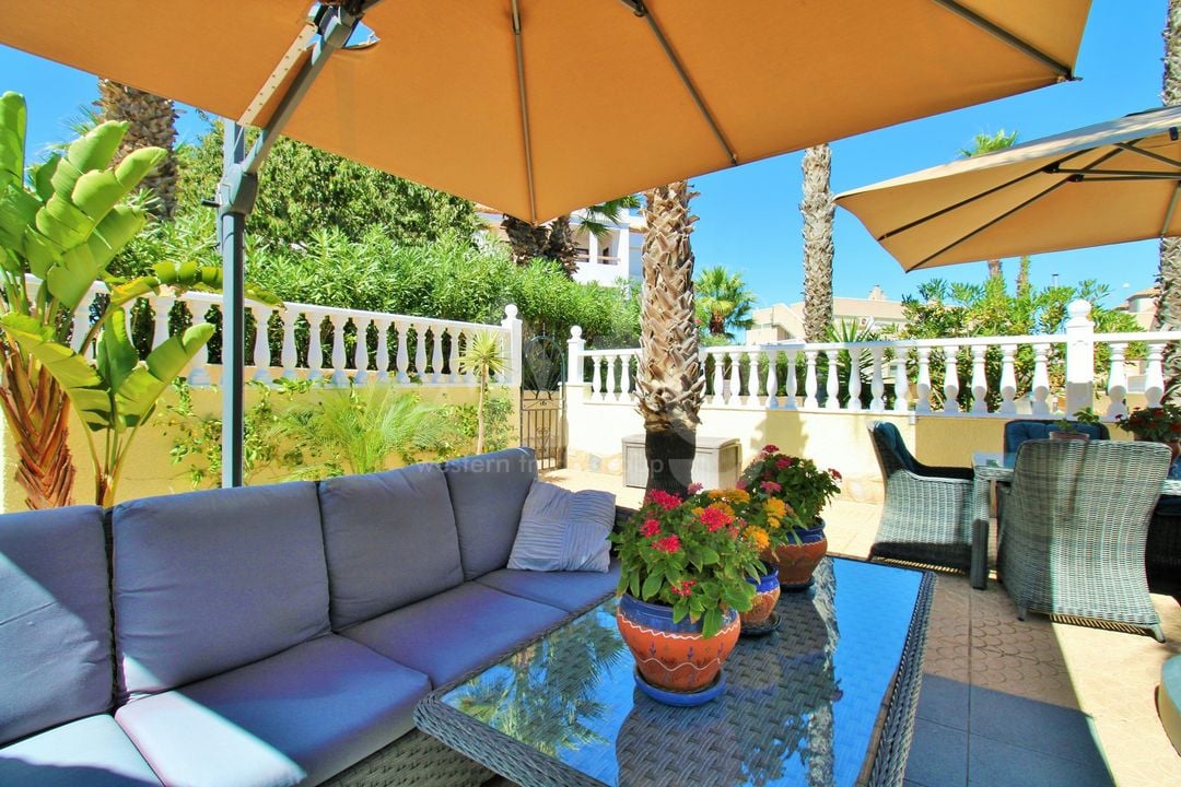 4 bedroom Villa in Villamartin - VC157532 - Photo - 8