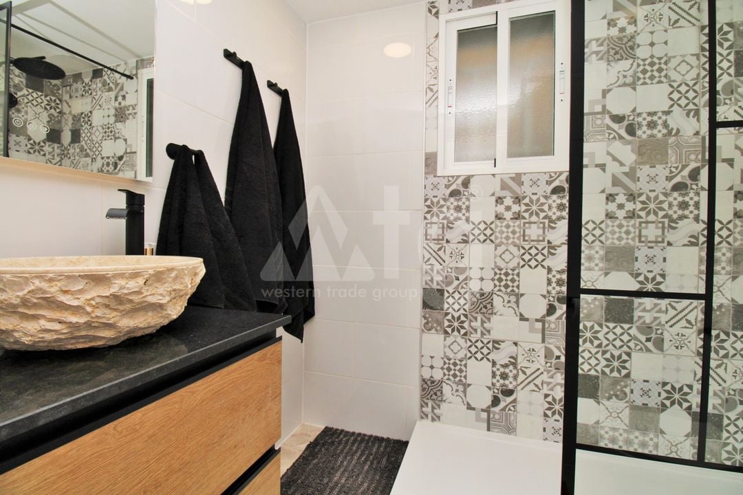 4 bedroom Villa in Villamartin - VC157532 - Photo - 31