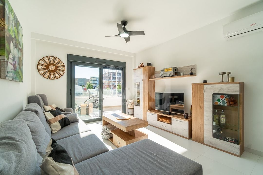 2 bedroom Apartment in San Miguel de Salinas - IMO157763 - Photo - 5