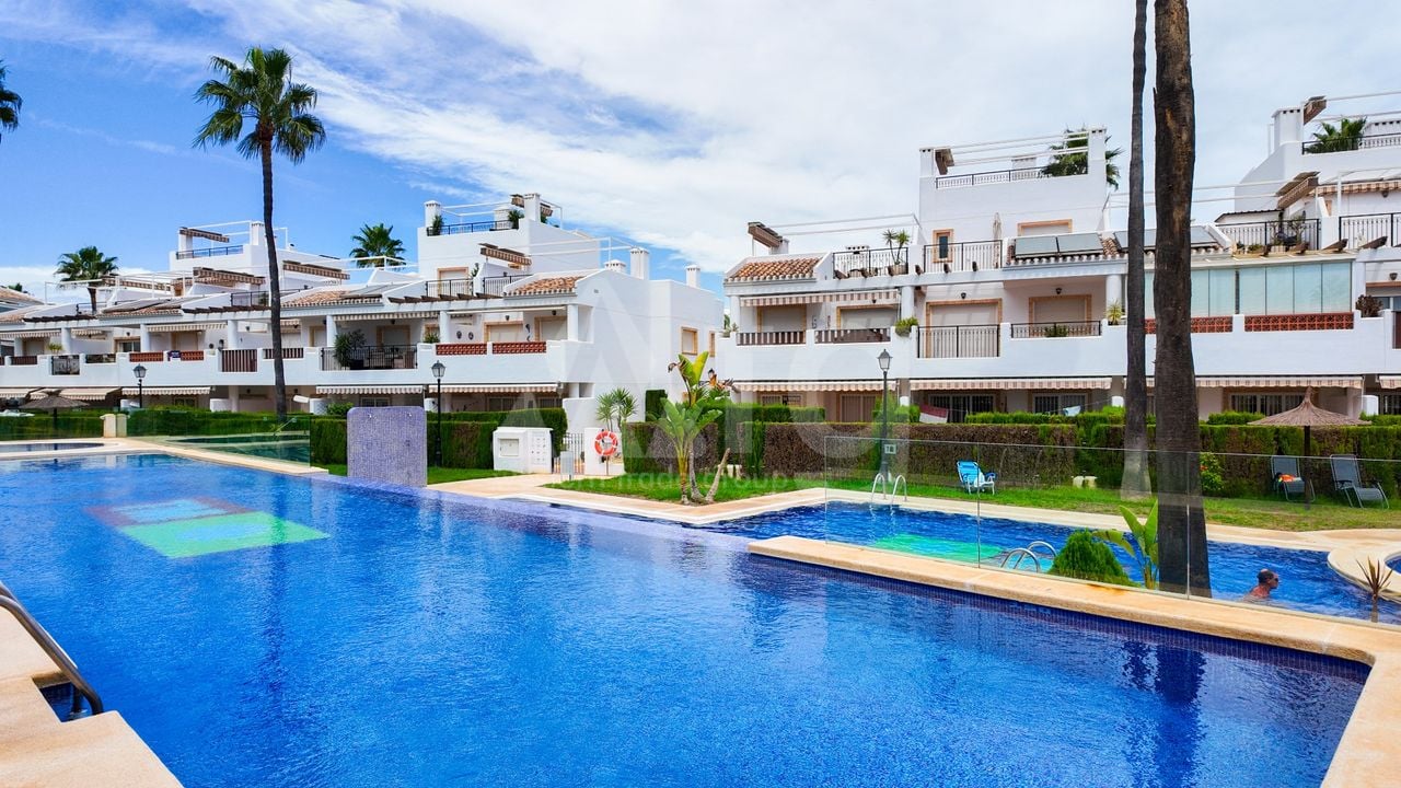 2 bedroom Penthouse in Villamartin - RPE157822 - Photo - 2