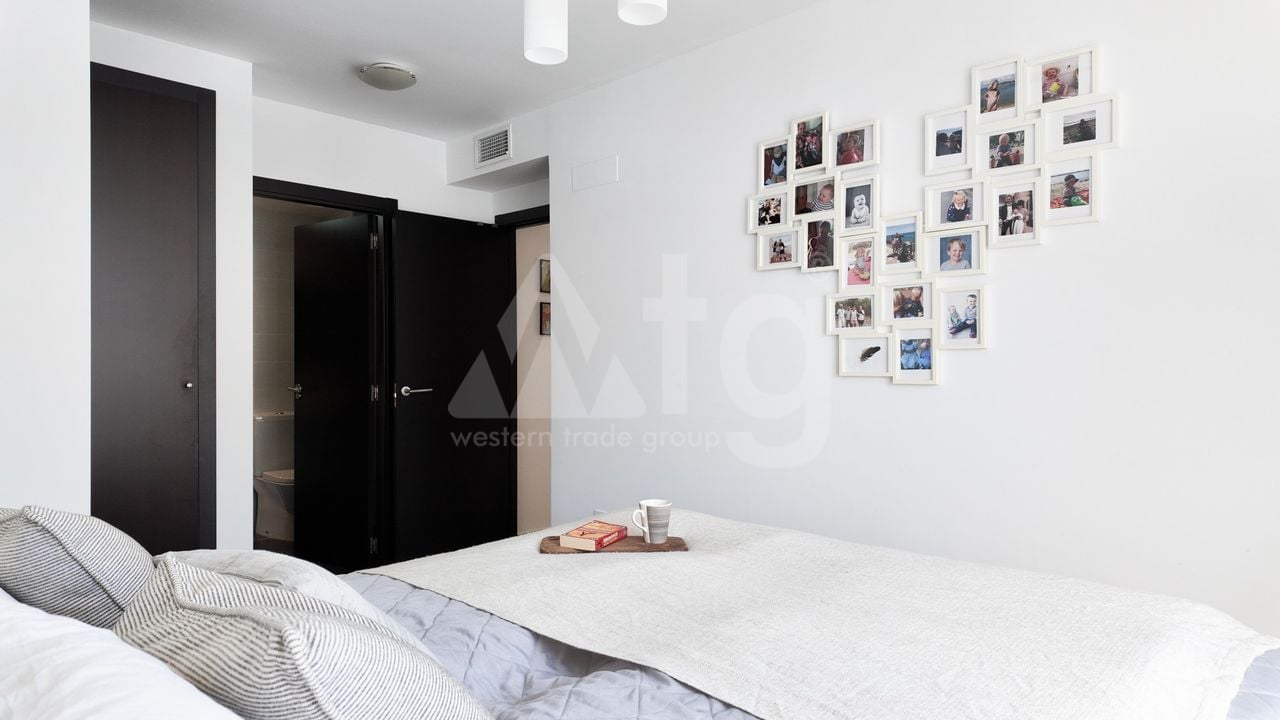 2 bedroom Penthouse in Villamartin - RPE157822 - Photo - 14