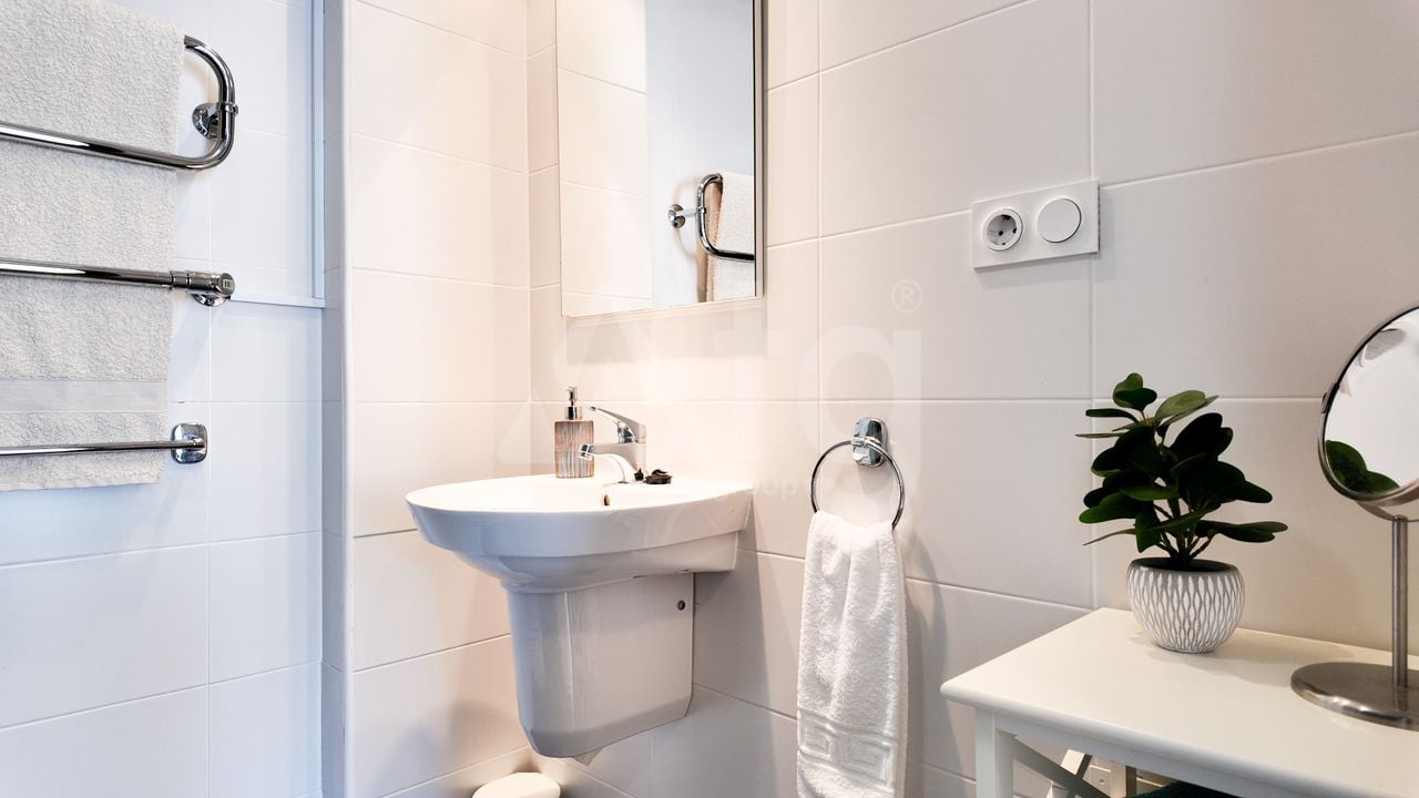 2 bedroom Penthouse in Villamartin - RPE157822 - Photo - 20