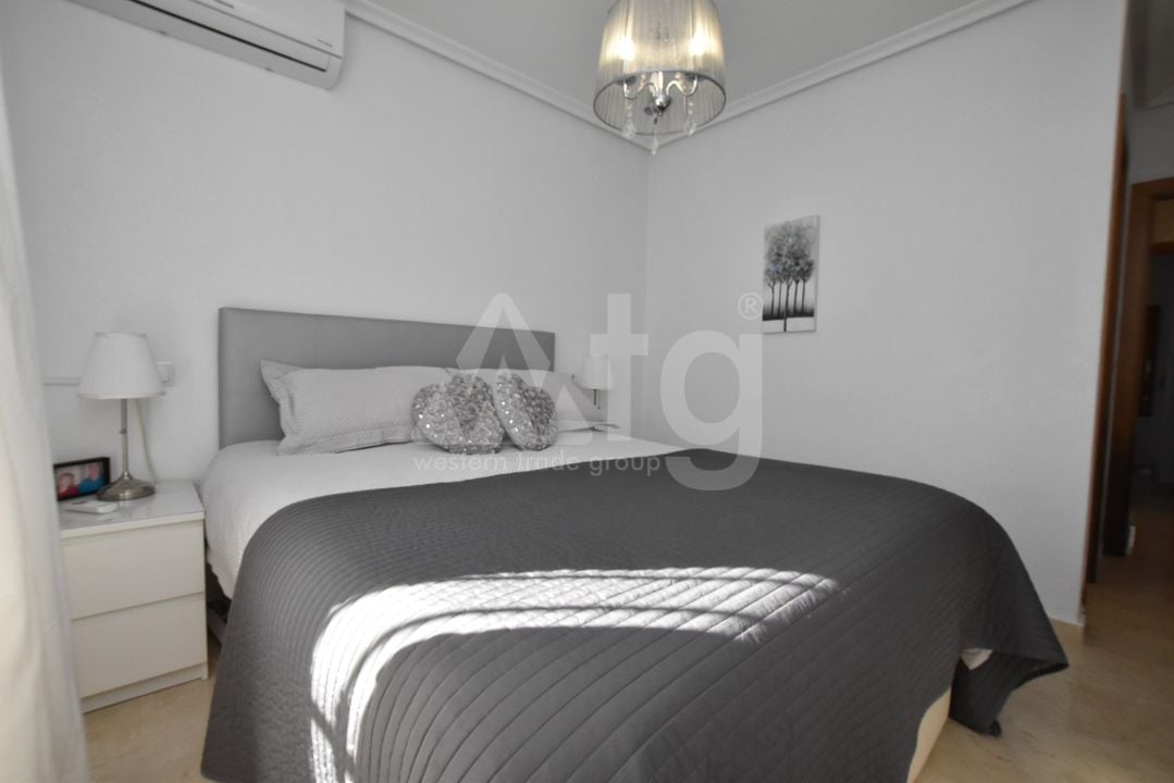 2 bedroom Bungalow in Algorfa - CCT157995 - Photo - 11