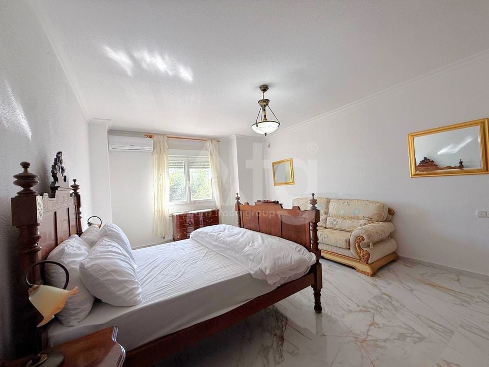 Villa de 5 chambres à San Miguel de Salinas - VH158230 - Photo - 11
