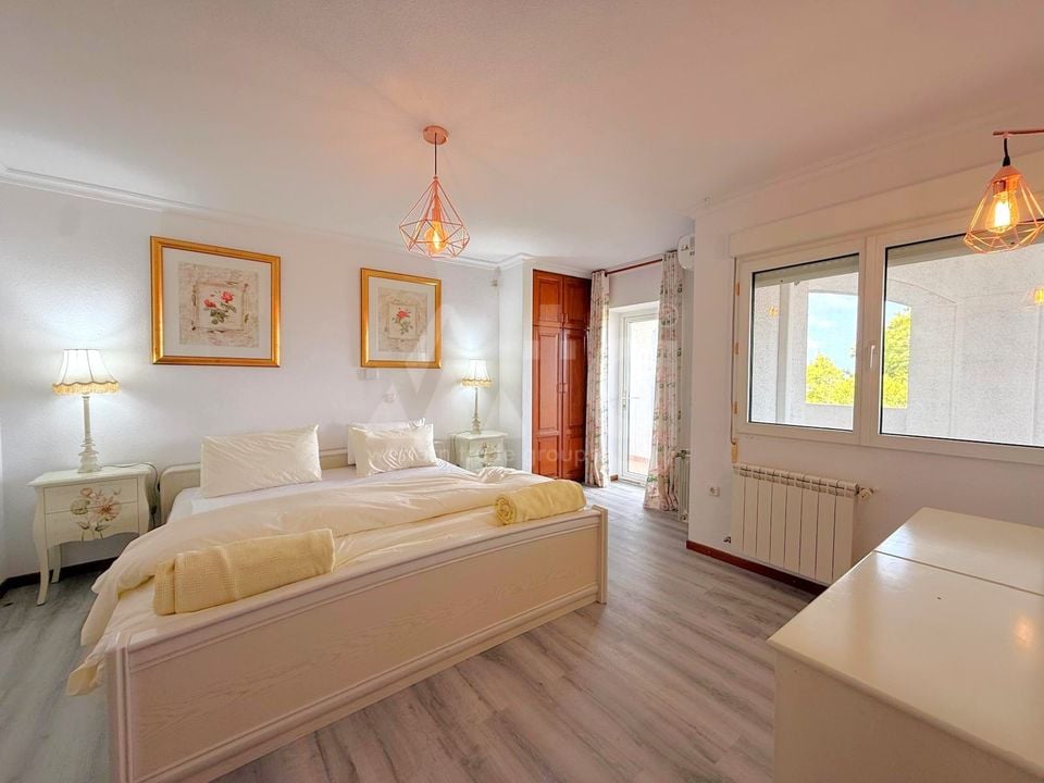 Villa de 5 chambres à San Miguel de Salinas - VH158230 - Photo - 15