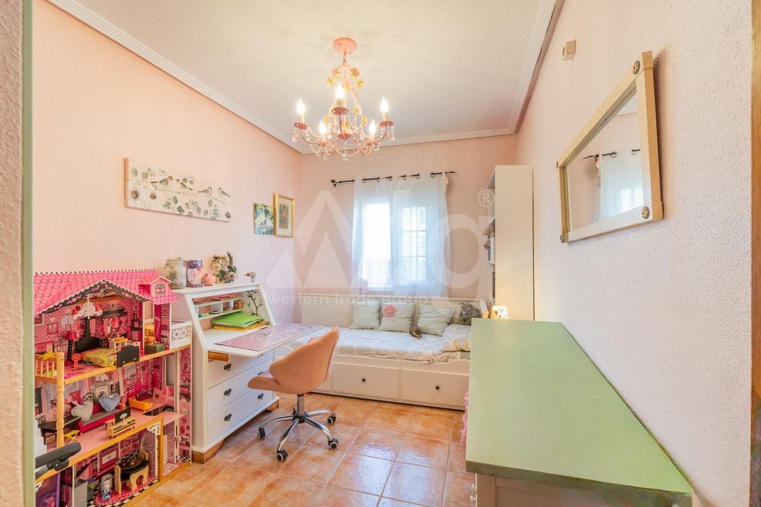 4 bedroom Villa in Los Balcones - RPF158279 - Photo - 21