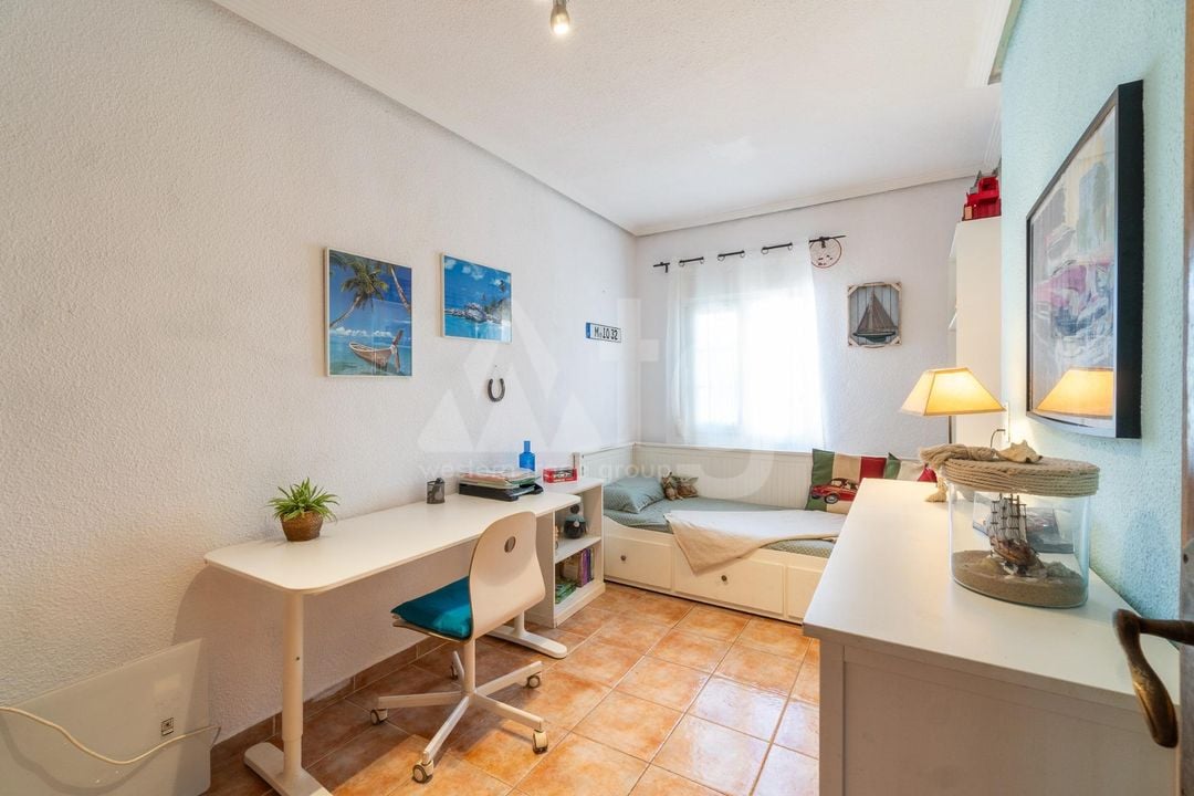 4 bedroom Villa in Los Balcones - RPF158279 - Photo - 22