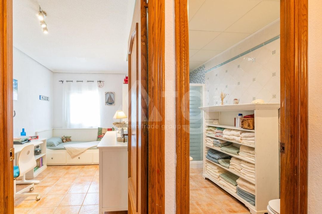 4 bedroom Villa in Los Balcones - RPF158279 - Photo - 24