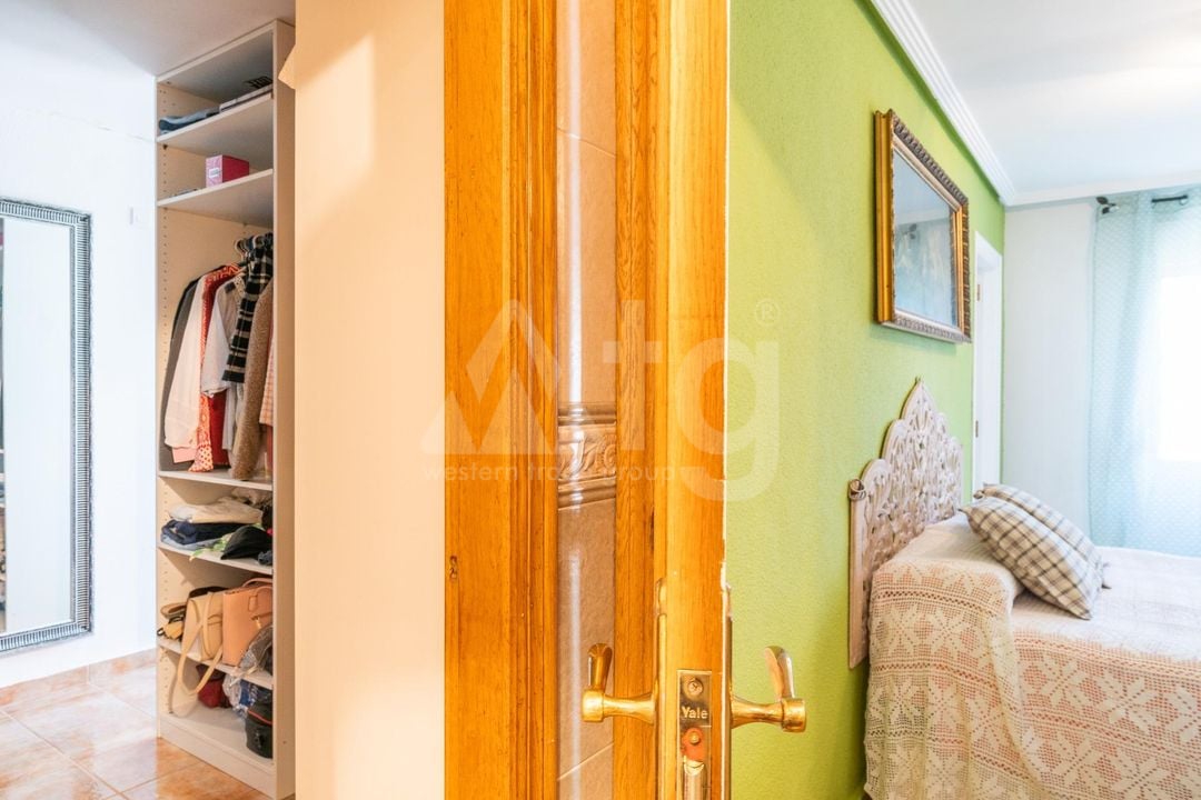 4 bedroom Villa in Los Balcones - RPF158279 - Photo - 16