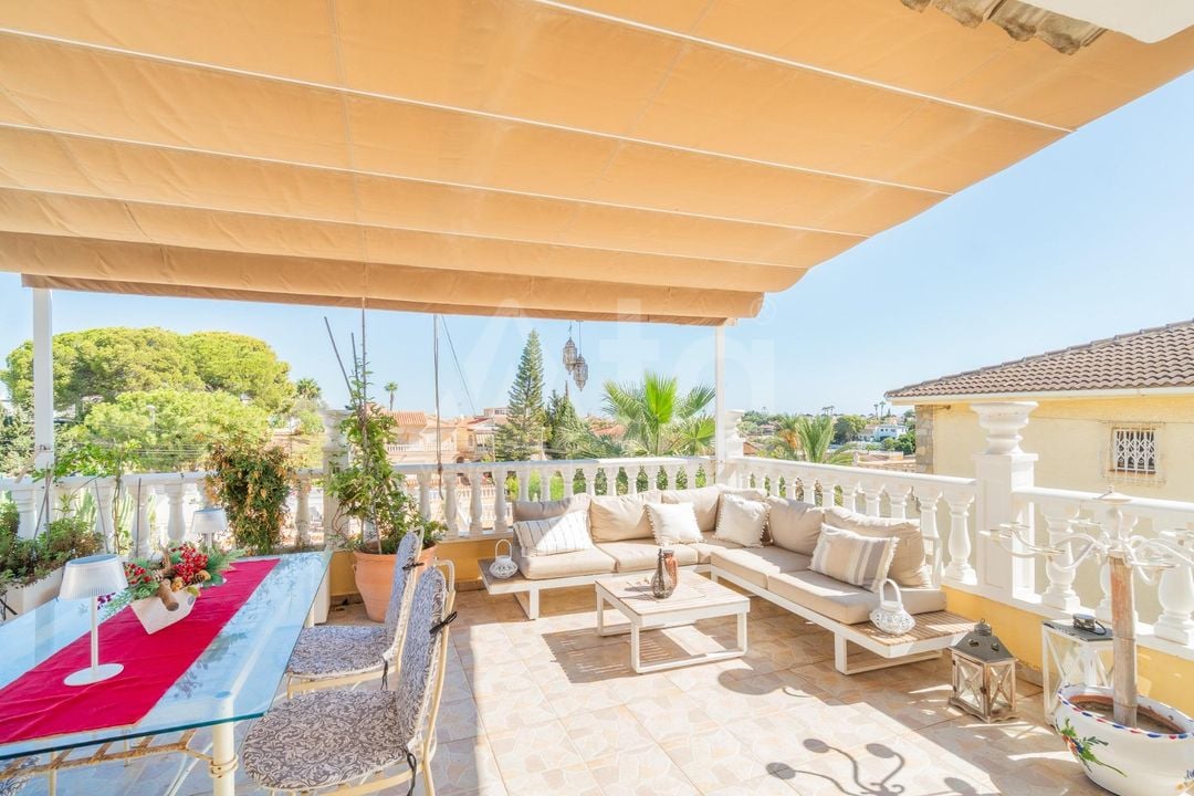 4 bedroom Villa in Los Balcones - RPF158279 - Photo - 31