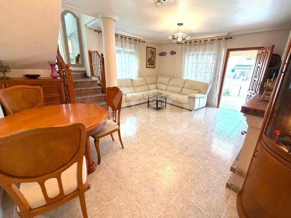 3 bedroom Villa in Orihuela Costa - RCJ158407 - Photo - 4