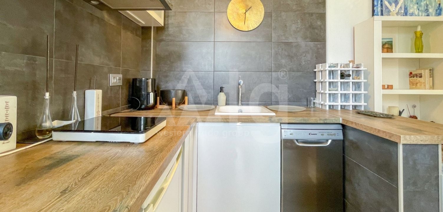 2 bedroom Townhouse in Torrevieja - MVR158447 - Photo - 11