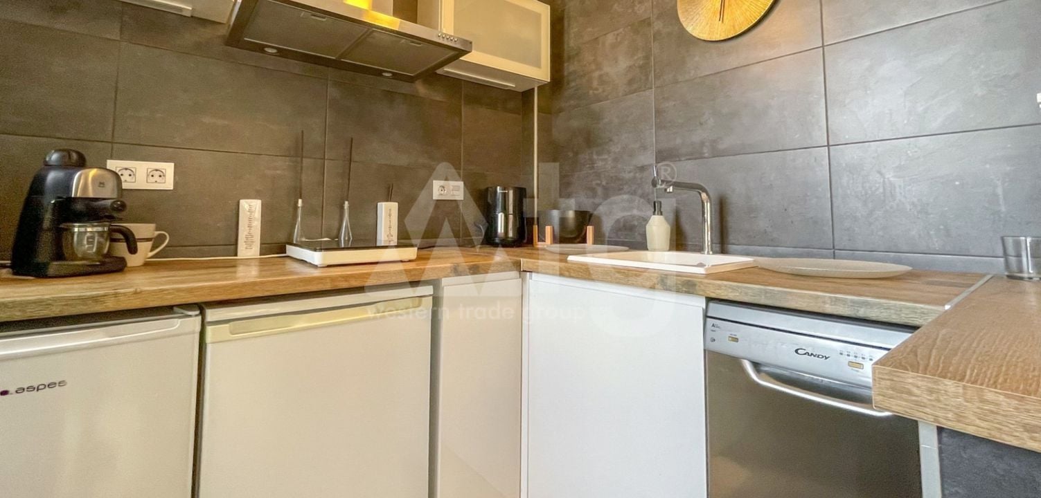 2 bedroom Townhouse in Torrevieja - MVR158447 - Photo - 12