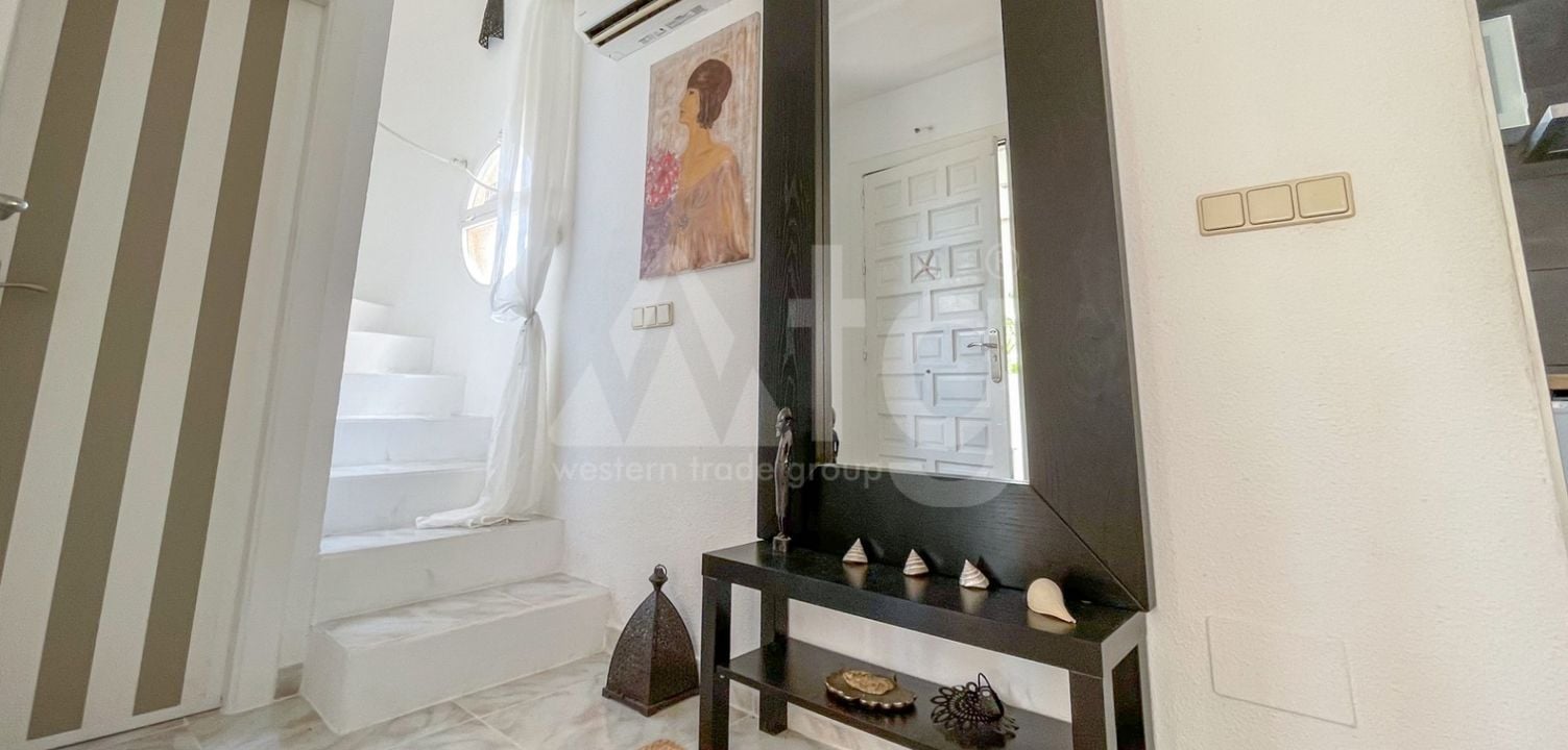 2 bedroom Townhouse in Torrevieja - MVR158447 - Photo - 23